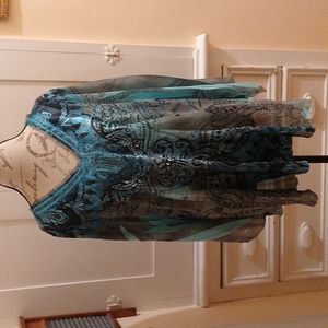 Dressbarn blue and black semi sheer top Sz 3X 🎁